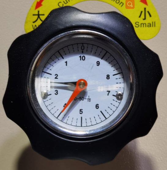 HF Adjustment Knob